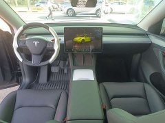 Tesla Model Y Rear-Wheel Drive - ფოტო 6