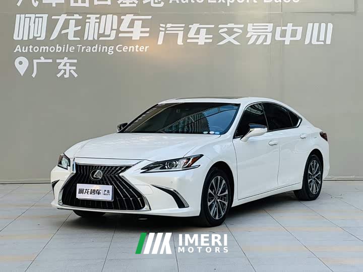 Lexus ES 200 Excellence Edition - ავტომობილი ჩინეთიდან