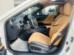 Lexus ES 200 Excellence Edition - ფოტო 11