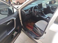 Toyota Venza Hybrid 2.5L E-CVT FWD Luxury - ფოტო 12