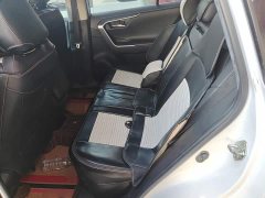 Toyota Venza Hybrid 2.5L E-CVT FWD Luxury - ფოტო 13