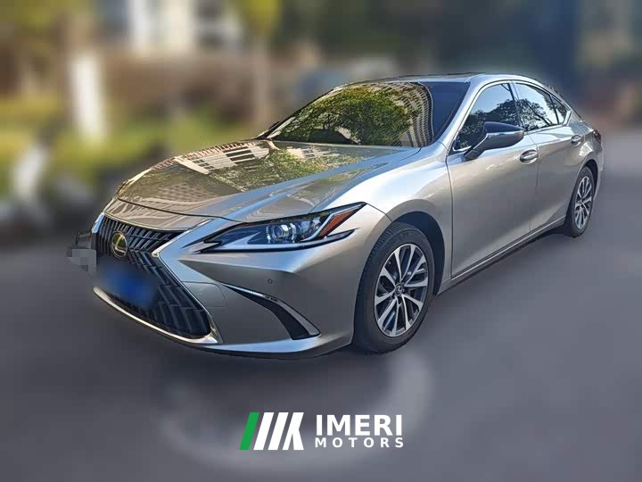 Lexus ES 2023 200 Excellence Edition - ავტომობილი ჩინეთიდან