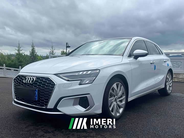 Audi A3 Sportback 35 TFSI Luxury Elegance - ავტომობილი ჩინეთიდან