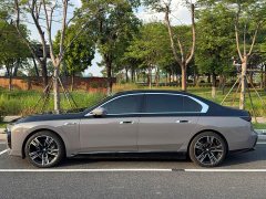 BMW i7 xDrive60L M Sport Package - ფოტო 3