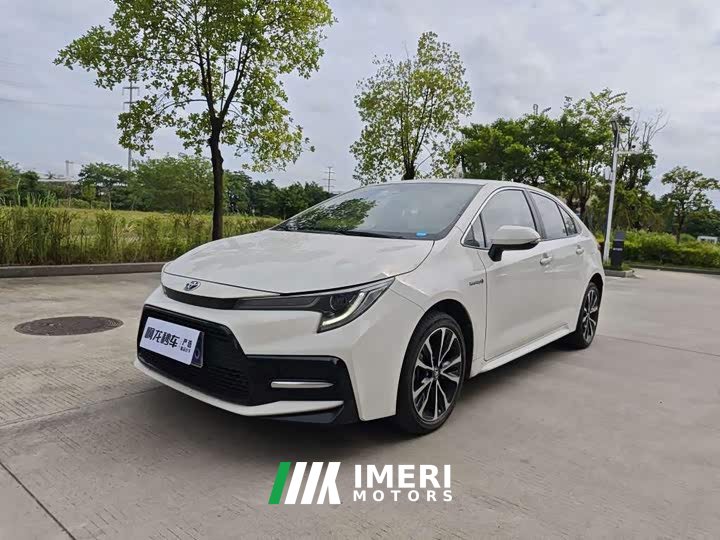 Toyota Corolla Hybrid 1.8H E-CVT Sport - ავტომობილი ჩინეთიდან