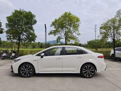 Toyota Corolla Hybrid 1.8H E-CVT Sport - ფოტო 3