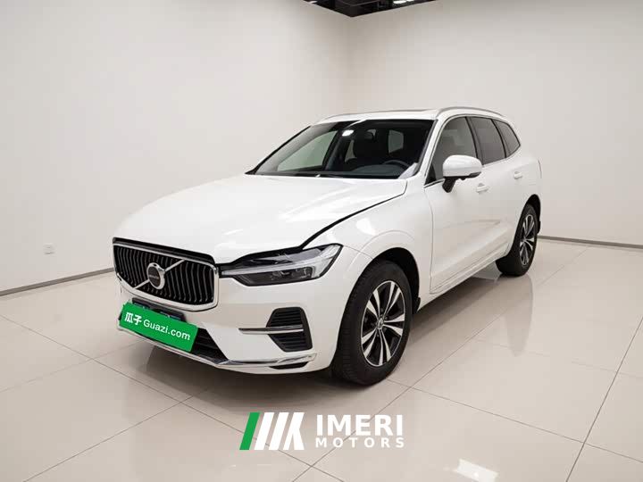 Volvo XC60 B5 AWD Smart Luxury Edition