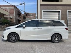 Honda Odyssey 2.0L Sharp Comfort Edition - ფოტო 3