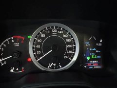Toyota Corolla 1.8L CVT Sport - ფოტო 10