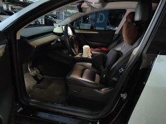 Tesla Model Y Rear-Wheel Drive - ფოტო 12