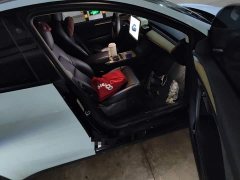 Tesla Model Y Rear-Wheel Drive - ფოტო 19