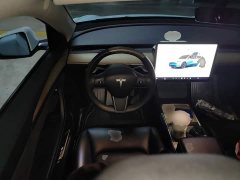 Tesla Model Y Rear-Wheel Drive - ფოტო 6