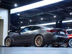 BMW M4 Coupe Thunder Edition Toolbox Limited Edition - ფოტო 11