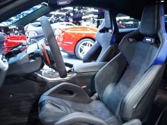 BMW M4 Coupe Thunder Edition Toolbox Limited Edition - ფოტო 16