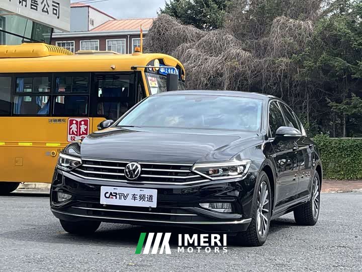 Volkswagen Magotan 2020 330TSI DSG Luxury - ავტომობილი ჩინეთიდან