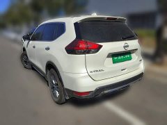 Nissan Qashqai Honor 2.0L FWD Premium - ფოტო 4