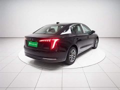 FAW Red Flag E-QM5 500km Travel Edition - ფოტო 4