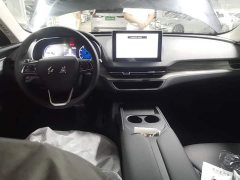 FAW Red Flag E-QM5 500km Travel Edition - ფოტო 5