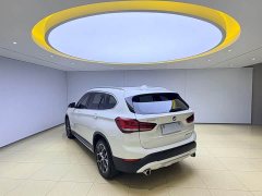 BMW X1 sDrive20Li Fashion - ფოტო 6