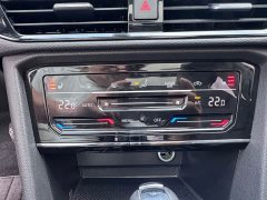 Volkswagen Touareg 2022 280TSI FWD Luxury Edition - ფოტო 16