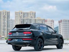 Bentley Bentayga 4.0T V8 Long Wheelbase - ფოტო 13