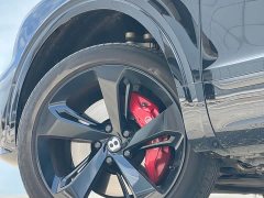 Bentley Bentayga 4.0T V8 Long Wheelbase - ფოტო 16