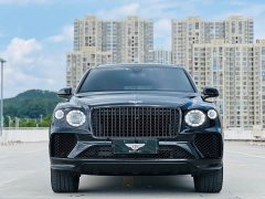 Bentley Bentayga 4.0T V8 Long Wheelbase - ფოტო 2