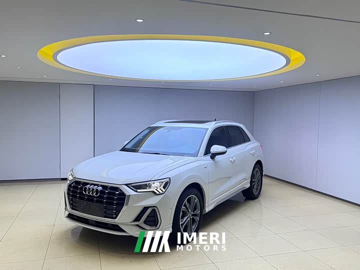 Audi Q3 35 TFSI Fashion Dynamic