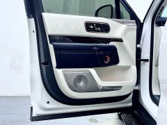 Zeekr Geely Zeekr 9X 2025 Hyper Edition 70kWh Six-Seater - ფოტო 7