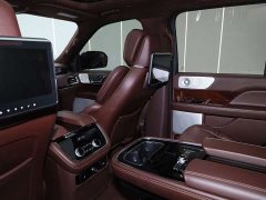 Lincoln Navigator 2020 Presidential Series 3.5T - ფოტო 14