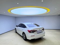 Honda Civic 2022 180TURBO CVT Premium Edition - ფოტო 4