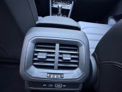 Volkswagen Touareg 280TSI FWD Luxury Edition - ფოტო 19