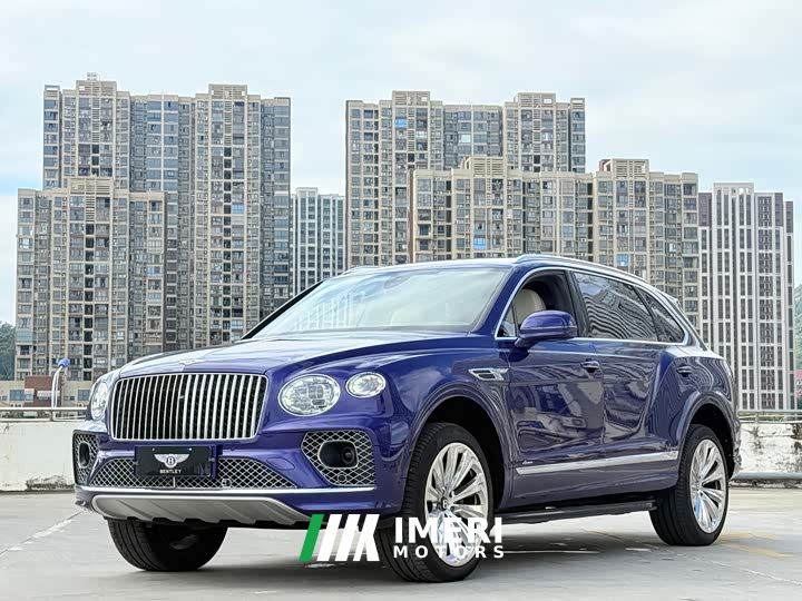 Bentley Bentayga 4.0T V8 Long Wheelbase Elegance Edition