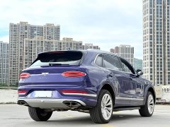 Bentley Bentayga 4.0T V8 Long Wheelbase Elegance Edition - ფოტო 11