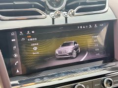 Bentley Bentayga 4.0T V8 Long Wheelbase Elegance Edition - ფოტო 17