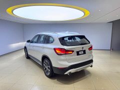 BMW X1 sDrive20Li Fashion - ფოტო 6