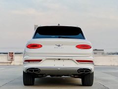 Bentley Bentayga 4.0T V8 Long Wheelbase Elegance Edition - ფოტო 14