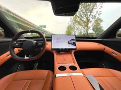 Xiaomi YU7 Four-Wheel Drive Max Edition - ფოტო 5