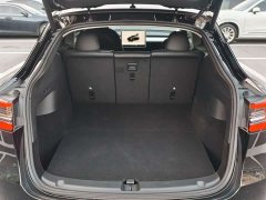 Tesla Model Y Rear-Wheel Drive - ფოტო 15