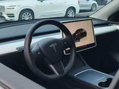 Tesla Model Y Rear-Wheel Drive - ფოტო 7
