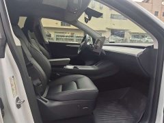 Tesla Model Y High Performance All-Wheel Drive - ფოტო 10