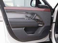 Land Rover Range Rover Sport 400PS Dynamic SE - ფოტო 10