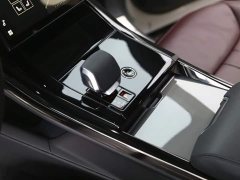 Land Rover Range Rover Sport 400PS Dynamic SE - ფოტო 14