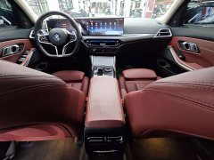 BMW 3 Series 330Li M Sport Night Edition Package - ფოტო 4