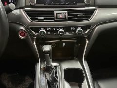 Honda Accord 2018 260TURBO Luxury National V - ფოტო 18