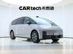 Li Auto Li Xiang MEGA Ultra - ფოტო 2