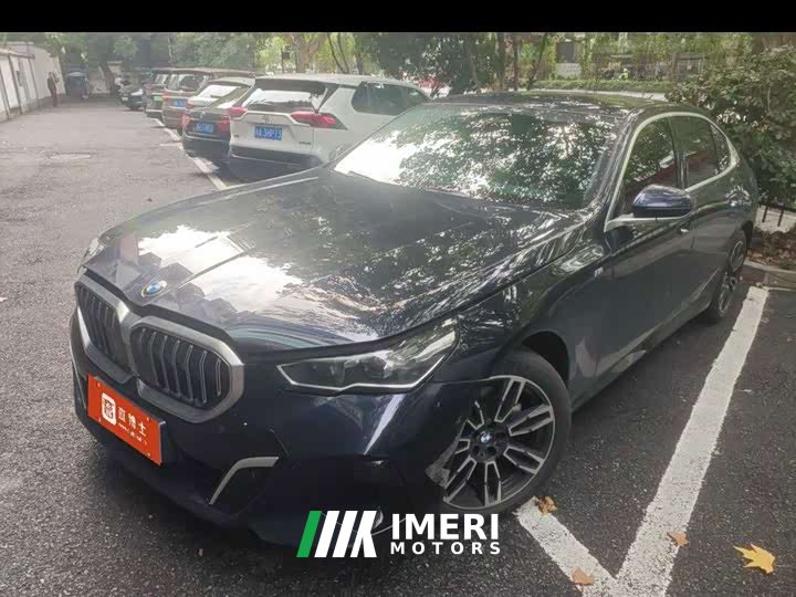 BMW 5 Series 525Li M Sport Package - ავტომობილი ჩინეთიდან