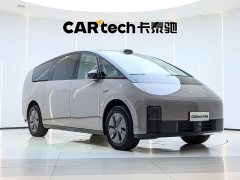 Li Auto Li Xiang MEGA Ultra - ფოტო 15