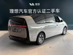 Li Auto Li Xiang MEGA Ultra - ფოტო 2