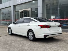 Nissan Teana 2.0L XL Comfort - ფოტო 4